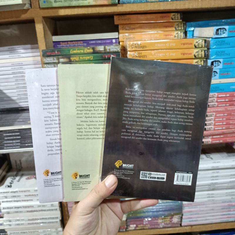 Paket 3 Buku Seni Mengelola Waktu - Seni Berpikir Positif - Seni Mengenal Diri Sendiri