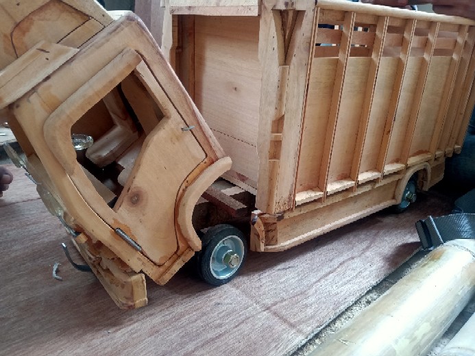 Miniatur truk kayu ukuran 25x70 cm | Shopee Indonesia