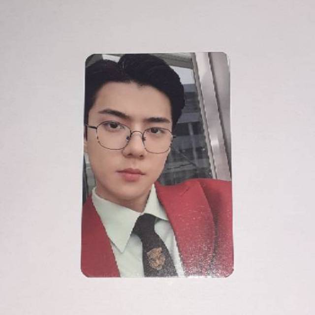 Pc sehun jas merah