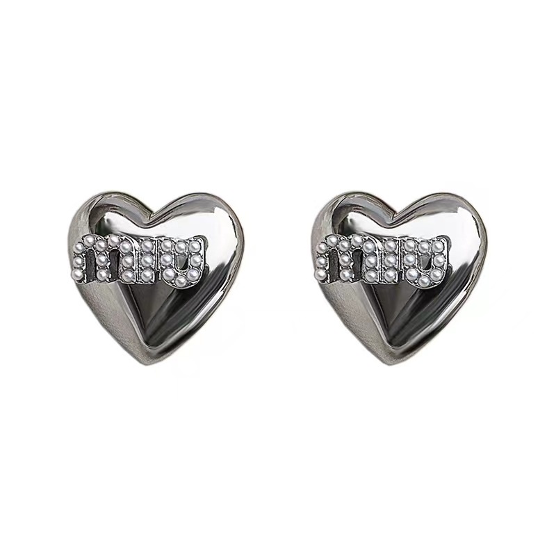 Anting Silver Needle Desain Tulisan Love Aksen Mutiara Gaya Korea Untuk Wanita
