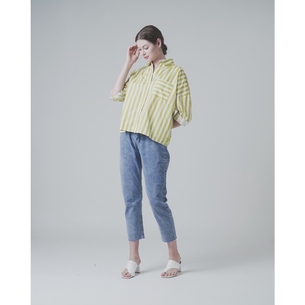 This Is April  Candy Stripped Top – Lime Kemeja Wanita Hijau Cerah 611255-2