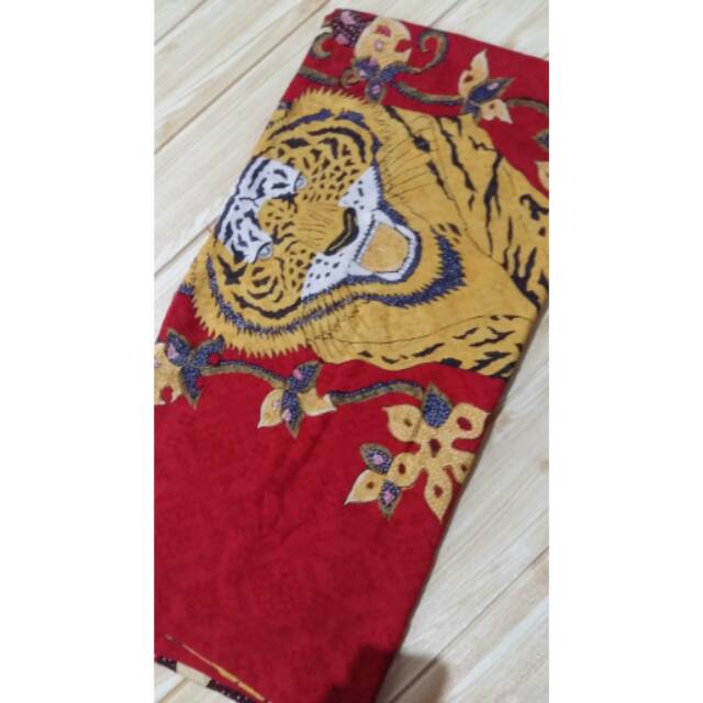 KAIN BATIK TULIS SUTRA (ATBM)