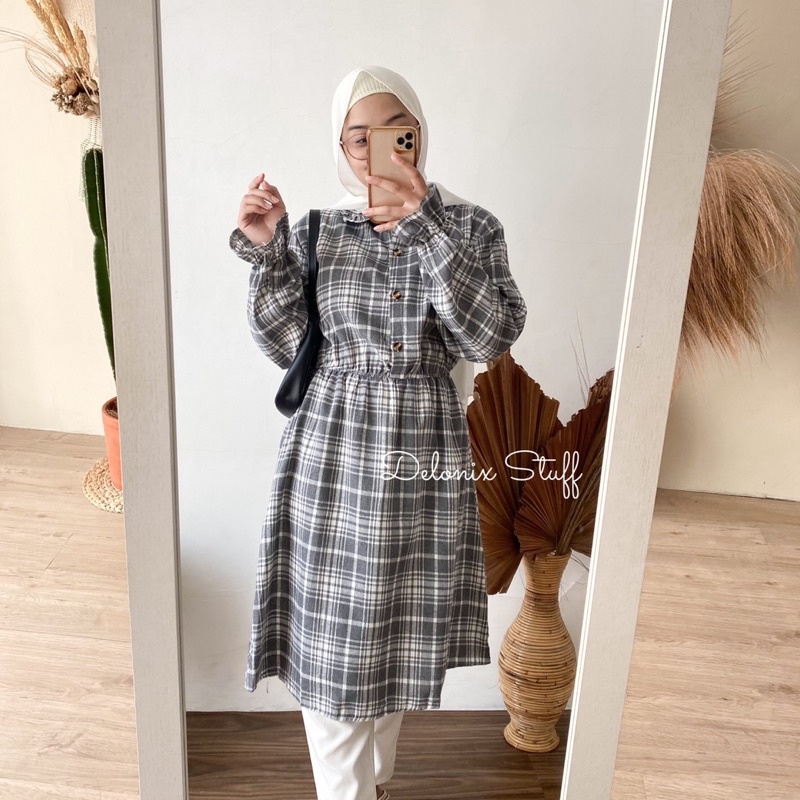 Shireen flanel tunik uniqlo