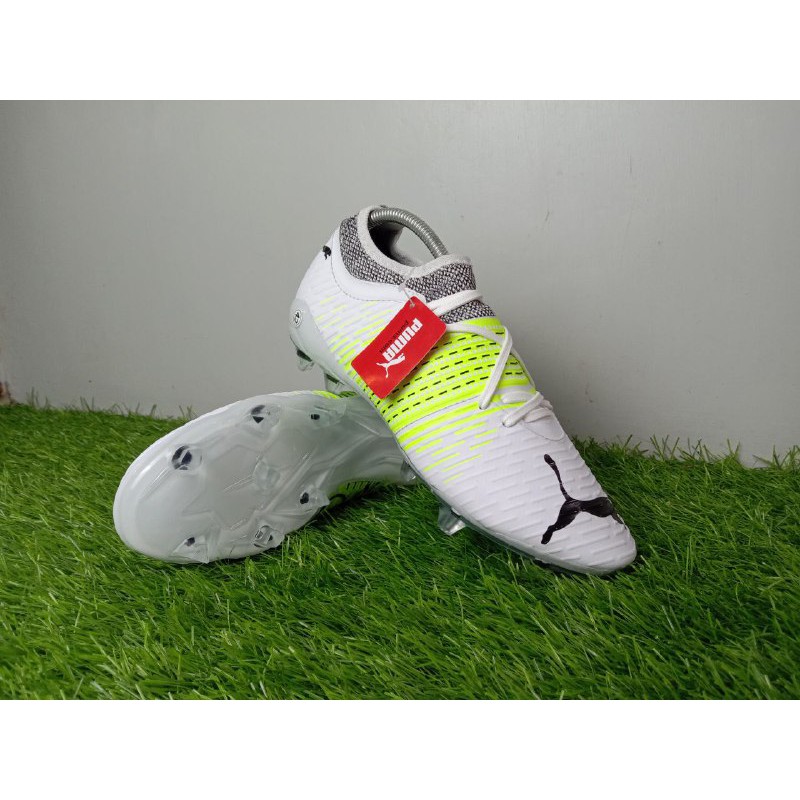 SEPATU BOLA SEMI BOOT PUMA FUTURE PUTIH HIJAU STABILO SEPATU OLAH RAGA PRIA SEPATU GRADE ORI SEPATU 