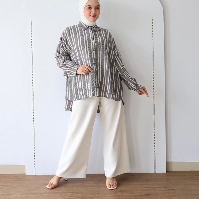 FAMELLA OVERSIZE SHIRT