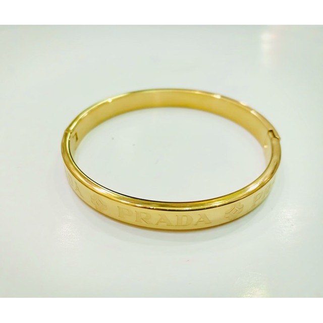 Gelang titanium / gelang PRADA- titanium/ gelang / gelang wanita
