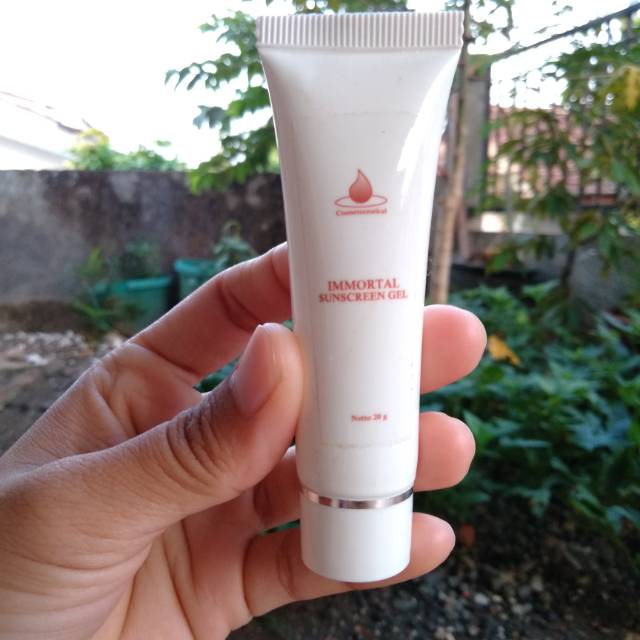 IMMORTAL SUNSCREEN GEL