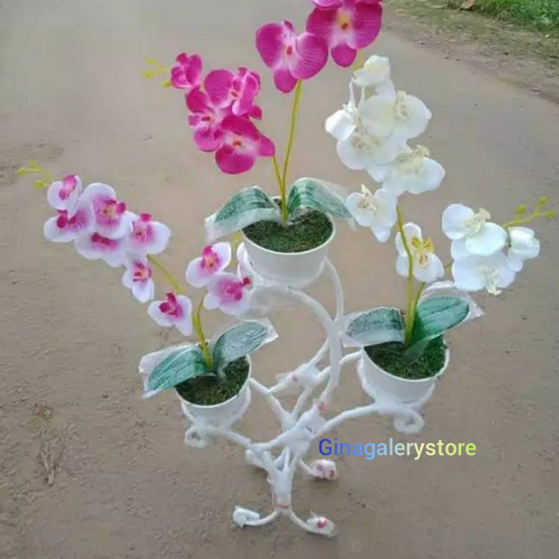 Rak Bunga Besi Minimalis Hiasan Cantik Teras Rumah Model 3021A