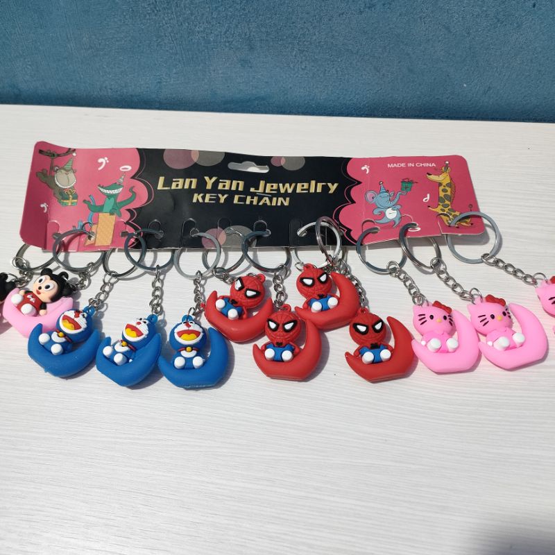 Gantungan Kunci Ready Berbagai Macam Motif Gantungan Kunci Doraemon Spiral Bel Sepatu Bulan Sabit Boneka Carbiner