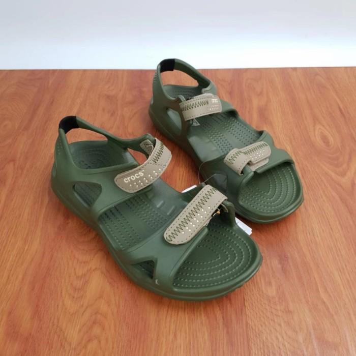 crocs men's swiftwater clog