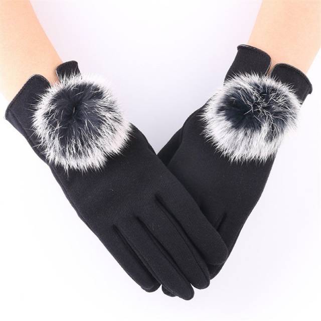 READY Woman Winter Autumn Touch Screen Pompom Gloves Sarung Tangan Musim Dingin