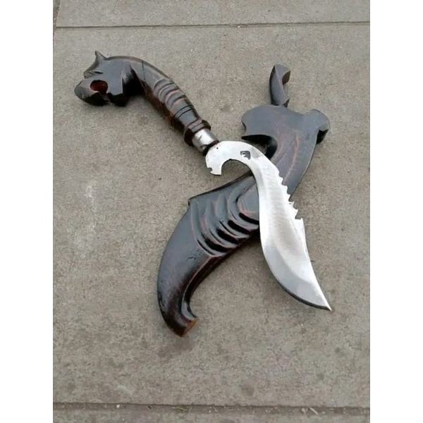 KUJANG MACAN BAJA PER TAJAM