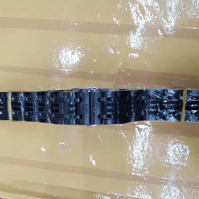 Rantai jam GC warna hitam