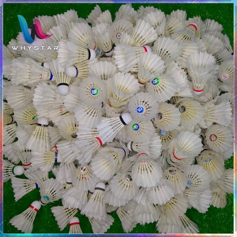 SHUTTLECOCK BEKAS KONDISI 90% LIKE NEW TERLARISS...,,,,,