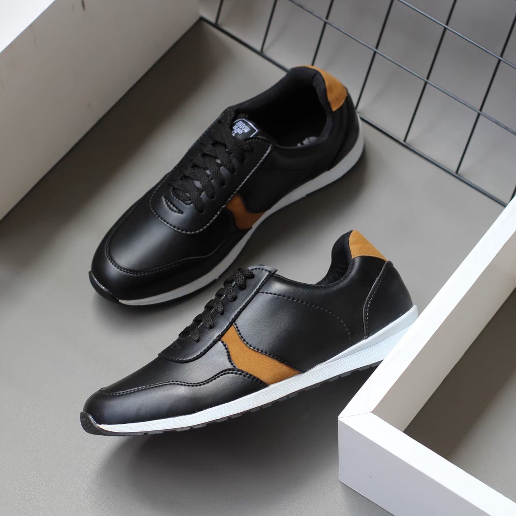 VARGA|Sepatu Casual Sneaker Pria Hitam Tali Kulit Sintetis Original Murah