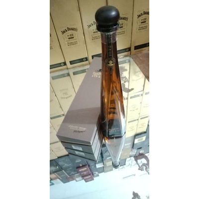 Botol bekas botol Don julio botol tequila layak koleksi tinggi 40 cm warna cuklat layak koleksi boto
