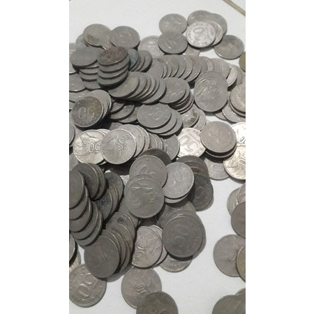 uang koin kuno atau lama 100 dan 50 Rupiah