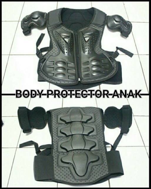 Sepatu cross plus body protektor anak