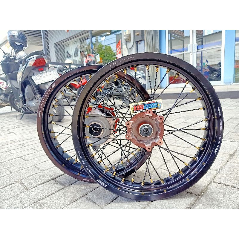 paket velg supermoto klx crf lebar 300/350 by scarlet racing
