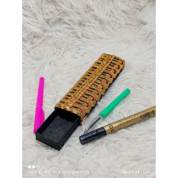 

Souvenir cinderamata oleh oleh kotak pensil tapis lampung