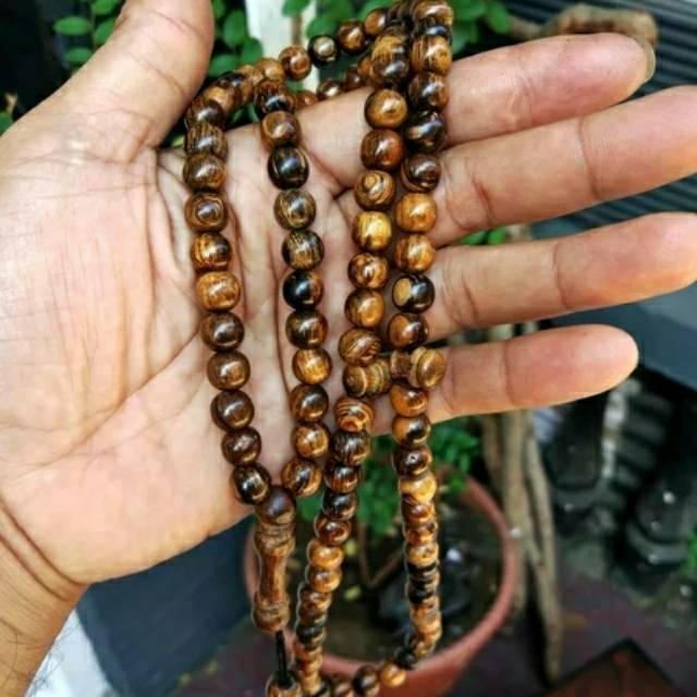 TASBIH KAYU GAHARU kayu gaharu asli /99 kayu gaharu