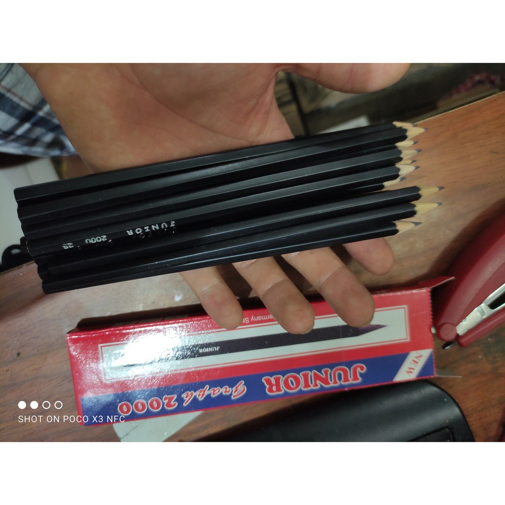 

pensil 2b junior lusinan made in indonesia
