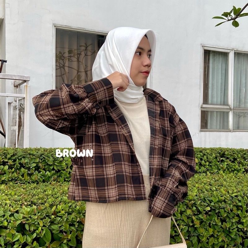 Kemeja wanita casual lengan balon /oversize shirt Tartan crop/kemeja crop kotak oversize-Black-brown