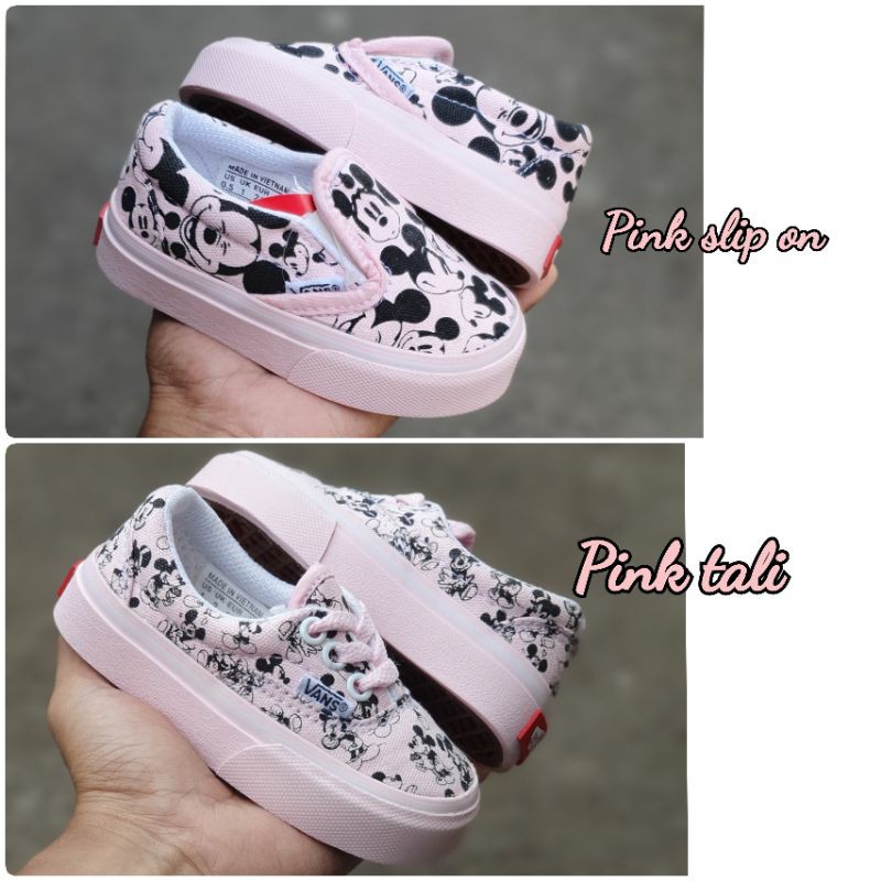 Sepatu anak slip on motif dhino/micky/off the wall