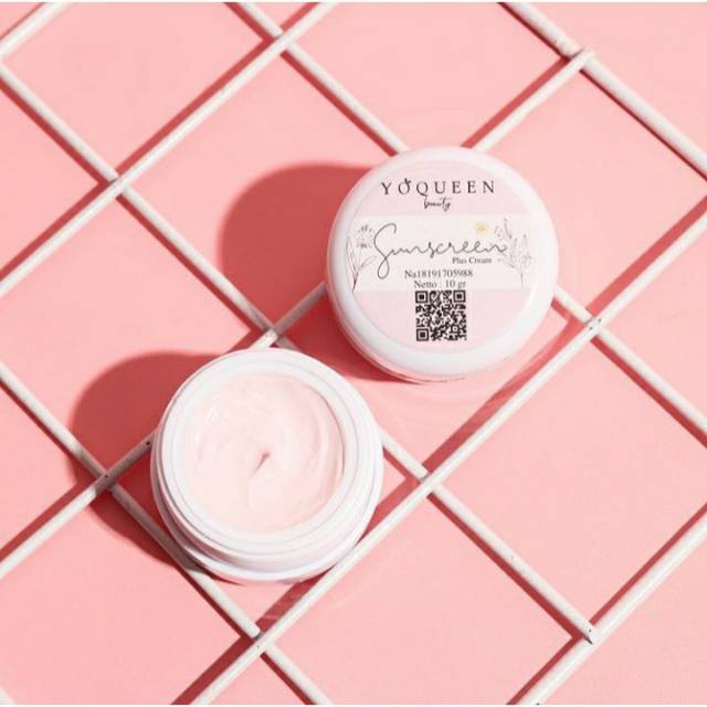 SUNSCREEN PLUS CREAM Brightening & Glowing Skin By Yoqueen Beauty (BPOM)