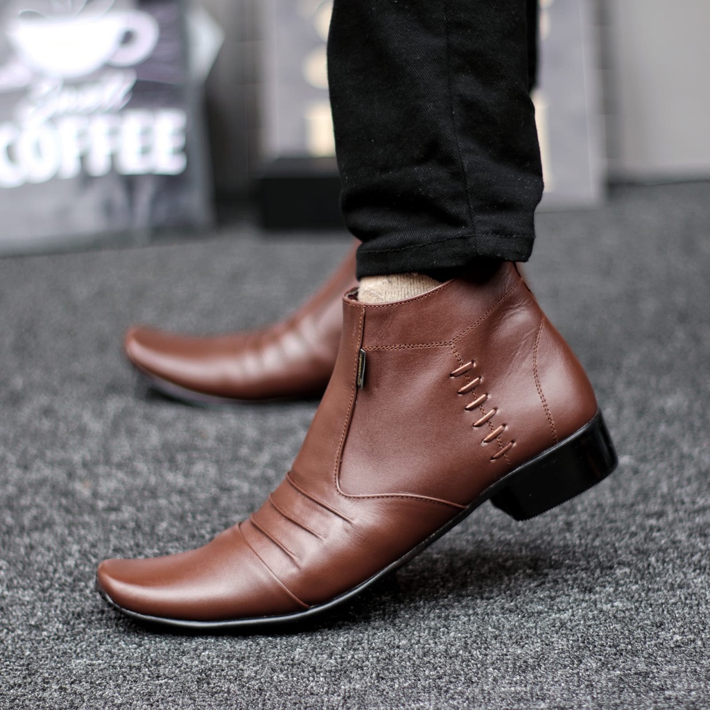 Sepatu Boots Pantofel Kulit Asli Formal Resleting Kerja Hitam Pria Abrhm Badami