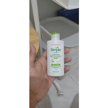 SIMPLE HYDRATING LIGHT MOISTURIZER MOISTURISER 1000% ORIGINAL PRELOVED BARU