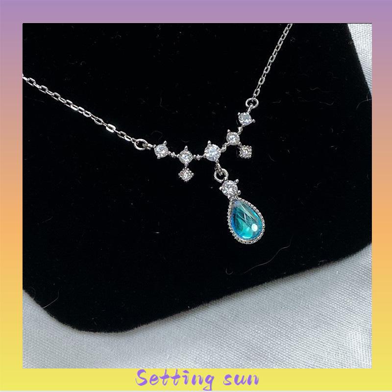 Kalung Wanita Korea Water Drop Necklace All-match Niche Design Light Luxury Moonstone Aksesoris Wanita