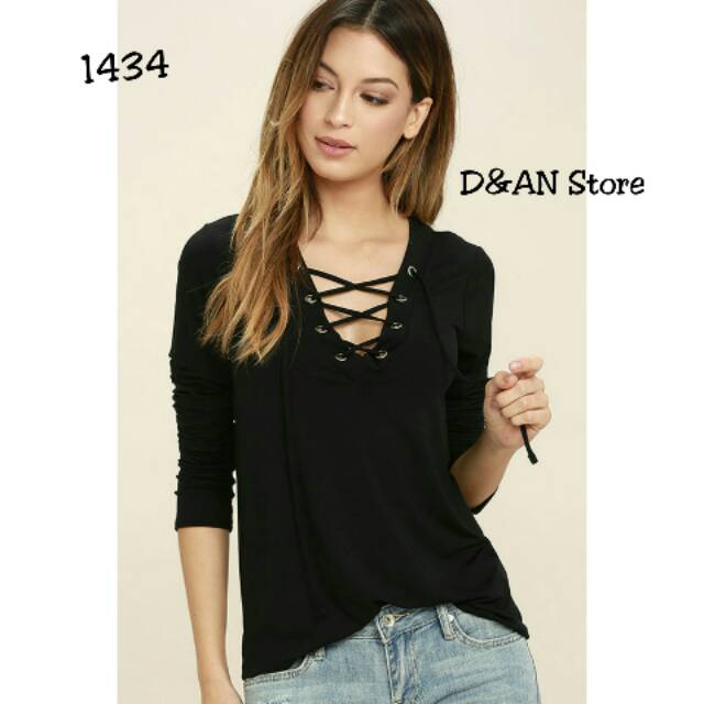 Atasan blouse ikat tali leher V.