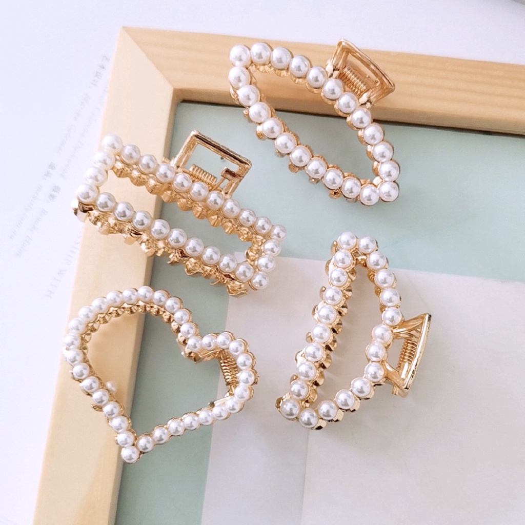 Korean Ins Pearl Hair Claw Clip Fashion Temperament Hairpin for Women Hair Accessories