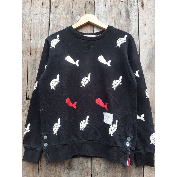 crewneck thom browne hitam size M second original