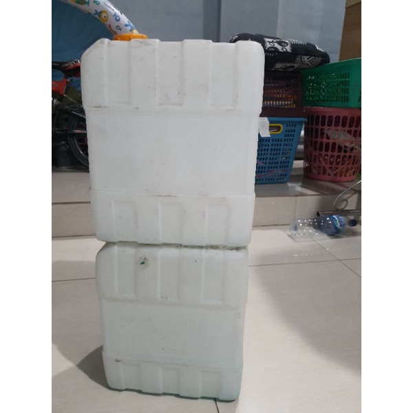 jerigen bekas 20 liter kosong