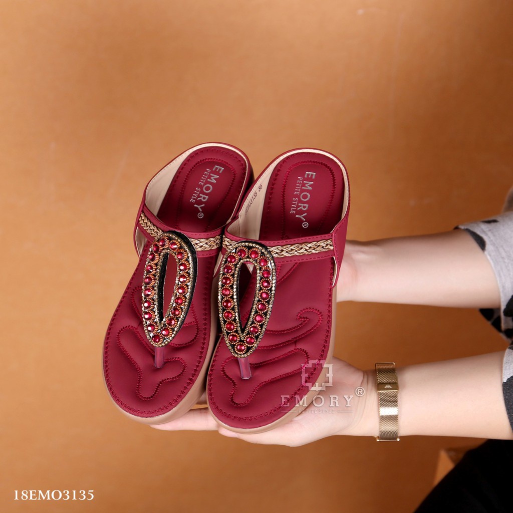18EMO3135 WEDGES EMORY VITARYA KEKINIAN (bandung) N