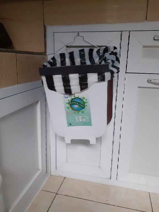 [import] Tempat Sampah Gantung Portable