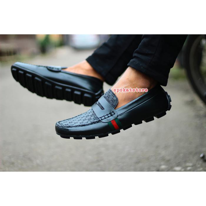 SEPATU PRIA SEPATU PRIA GUCCI SLOP CASUAL SLIP ON SEMI FORMAL KICKERS ADIDAS NIKE - HITAM, 44