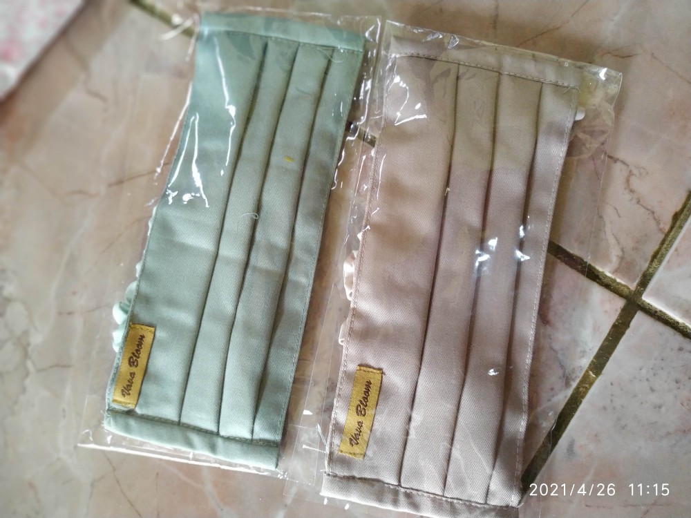 Masker Serut Dua Lapis Masker Hijab Masker Headloop Masker Vava Bloom
