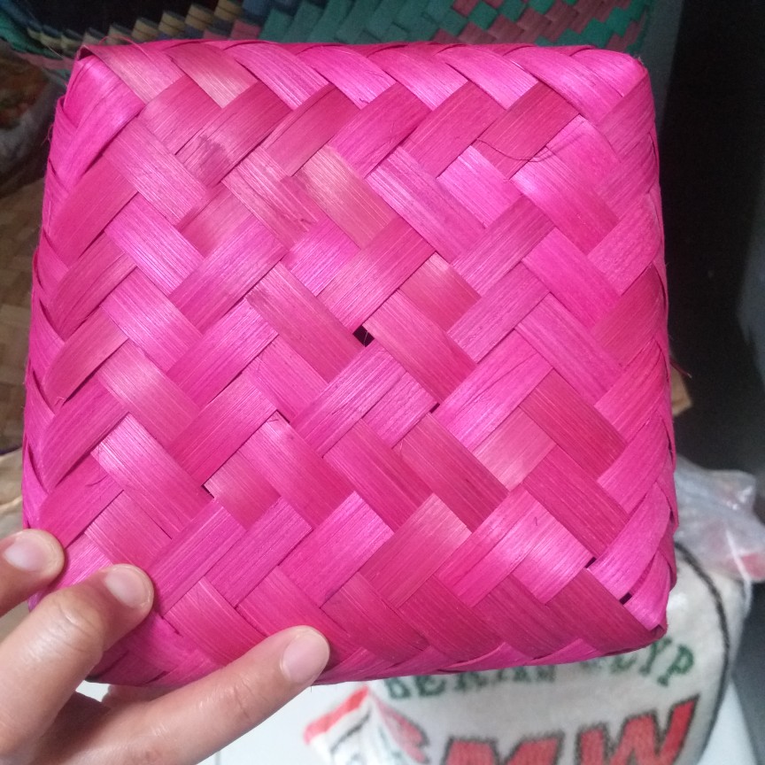 Besek Warna Uk 20x20x8