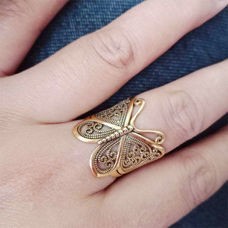 Cincin Ukiran Butterfly Gaya Retro Vintage Eropa Dan Amerika