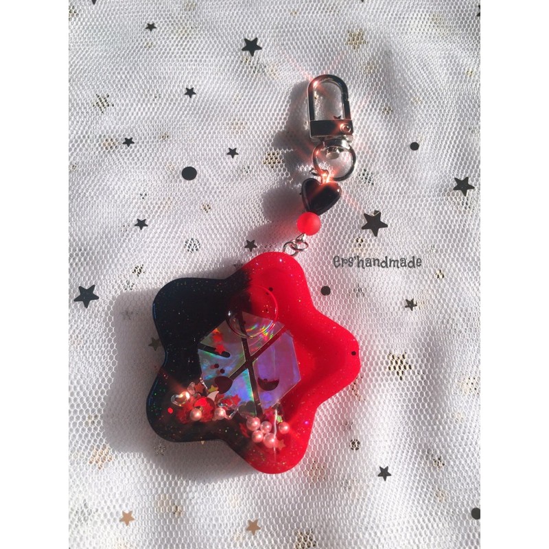 Exo keychain shaker hologram| keychain kpop| Resin shaker|gantungan kunci kpop|ganci kpop|ganci exo