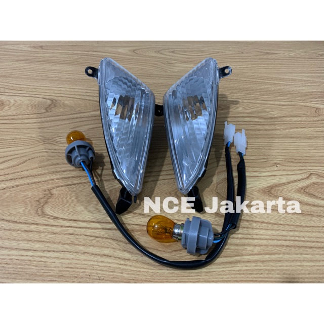 HARGA PERPASANG FRONT WINKER ASSY LAMPU SEIN DEPAN MIO SPORTY 2004-2007