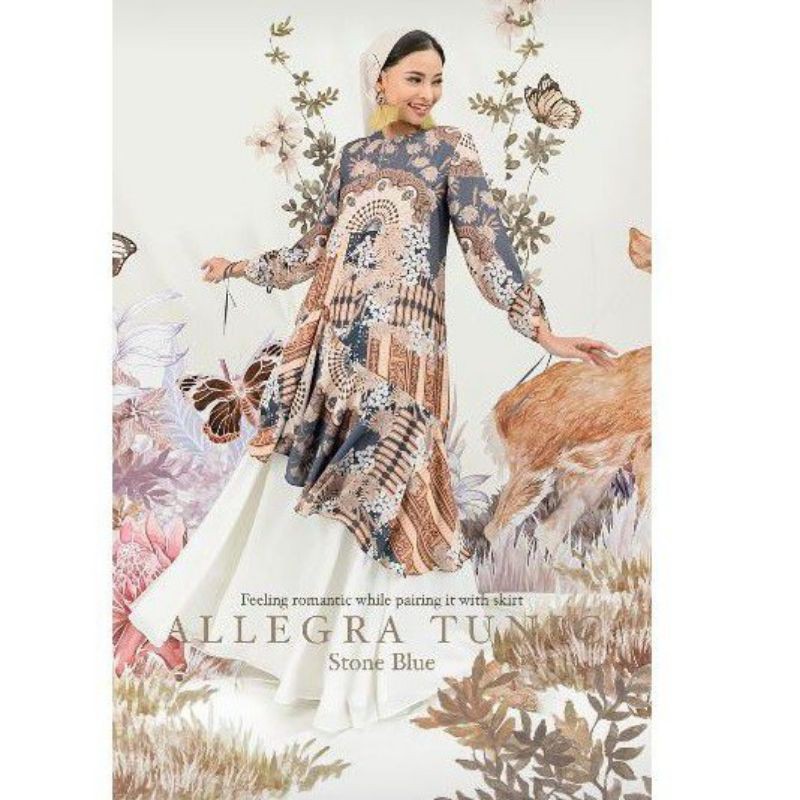 Allegra Tunik Wearing Klamby