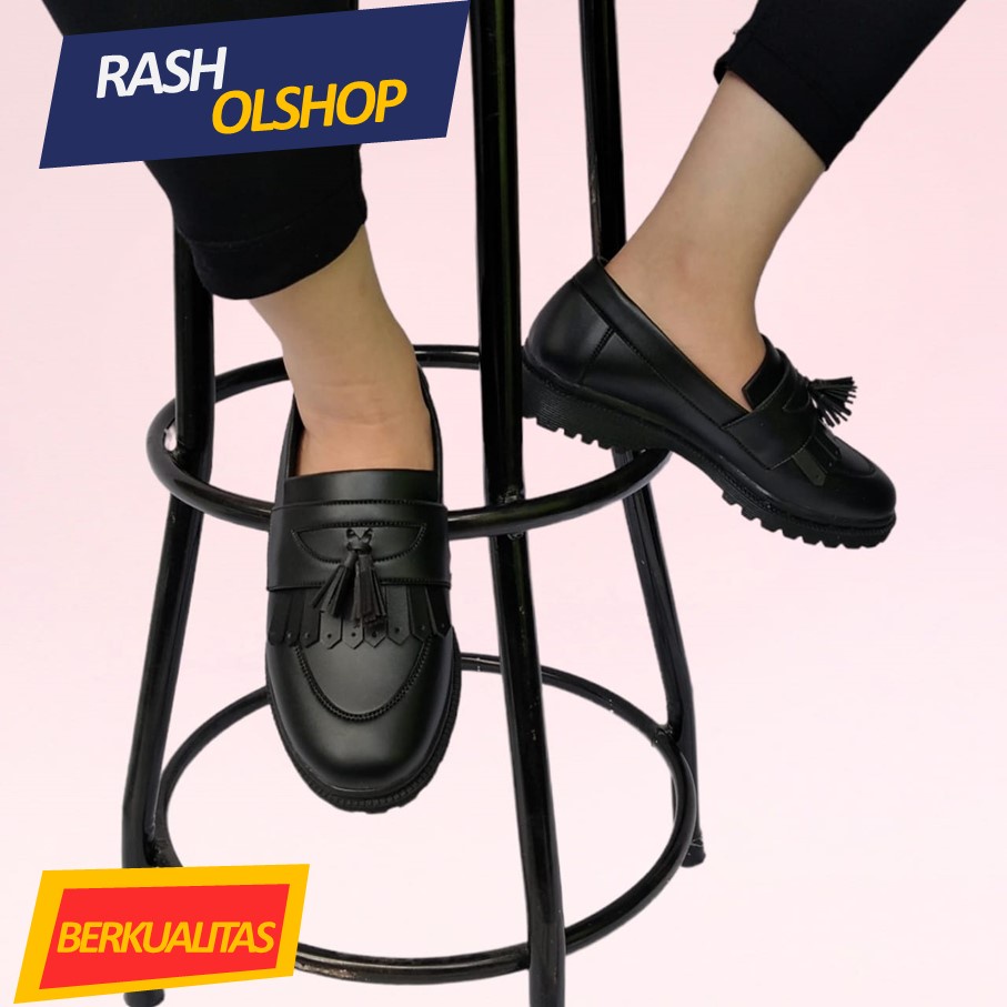 Sepatu Dockmart Wanita  Full Black Terbaru Model Slip On Penny Loafer Wanita Terbaru