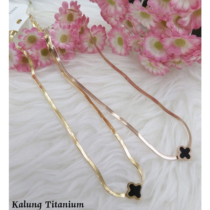 kalung titanium lv kalung wanita lv perhiasan titanium korea