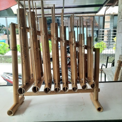 Angklung Besar 1 Oktaf 8 Nada Untuk Tingkat Dasar (dewasa) Nada Ok!