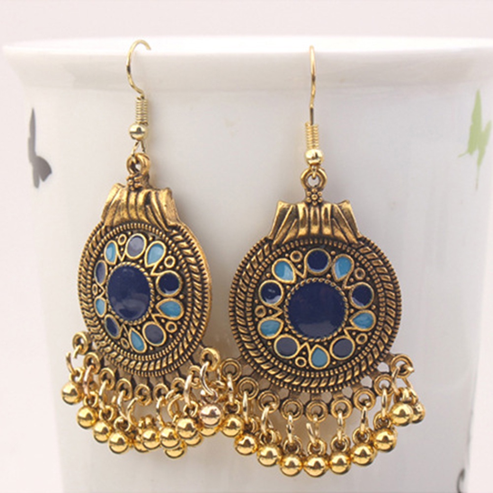 Hu Hu Hu Hu Hu Alat Bantu Pasang Kacamata♡ Anting Kait Gantung Statement Bahan Metal Desain Bolarumbai Gaya Vintage Untuk Wanita