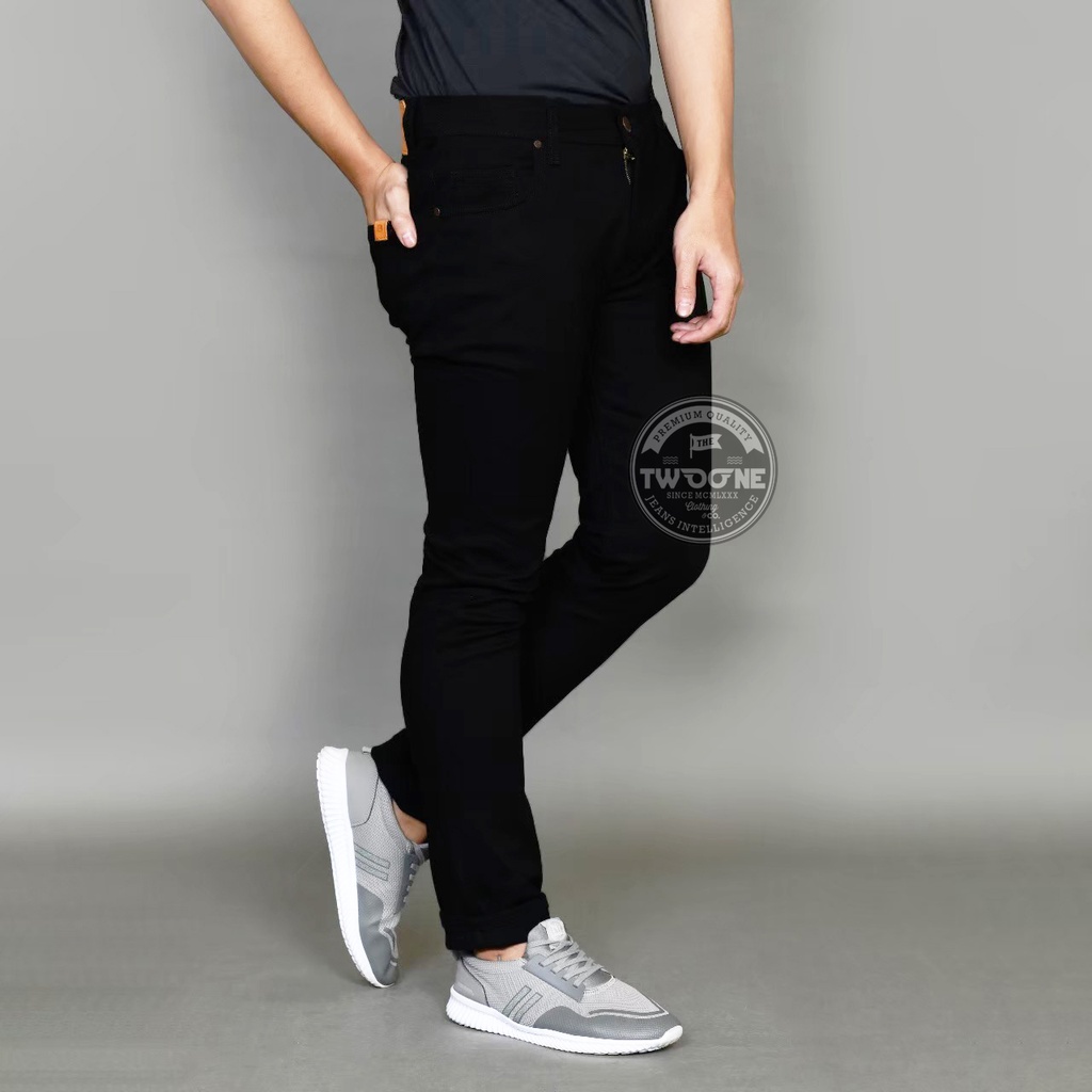 TWO ONE Celana Jeans Pria Jumbo Slim Fit Denim Stretch Hitam